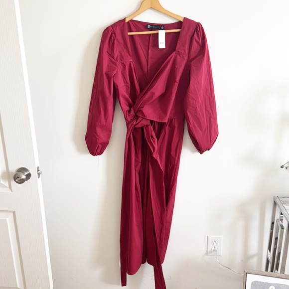 New York & Company burgundy maroon wrap midi dress size medium NWT - Picture 1 of 5